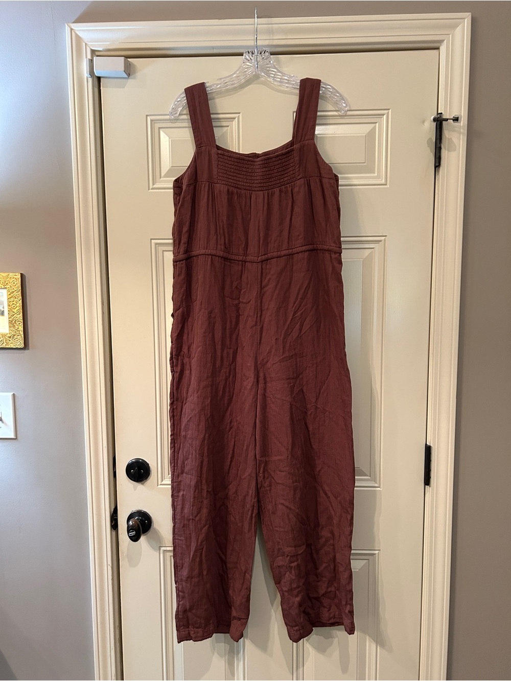 Womens Linen-Blend Sleeveless Jumpsuit in Rust